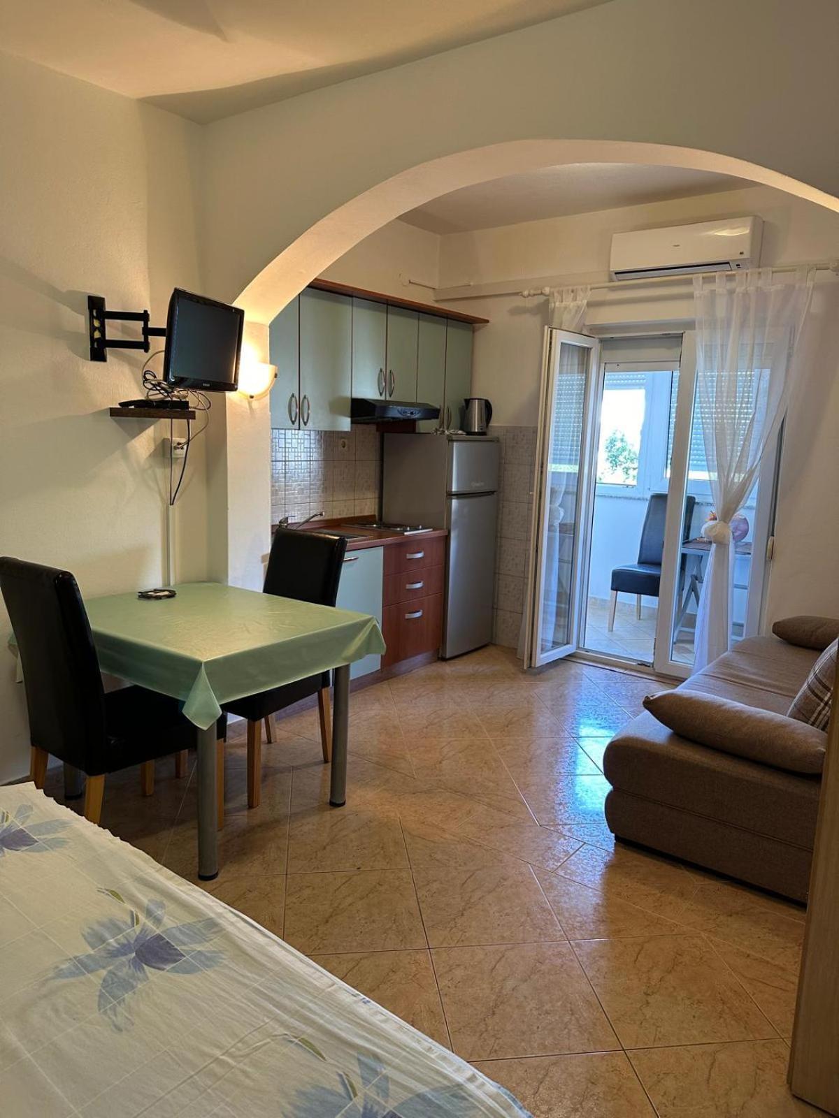 Apartmani Andelo, Tommy, Leon Bibinje Exterior foto