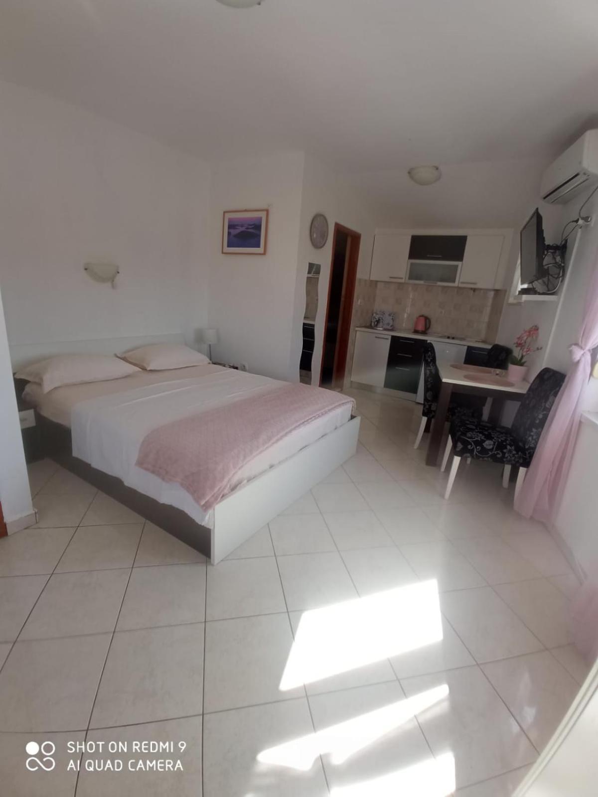 Apartmani Andelo, Tommy, Leon Bibinje Exterior foto